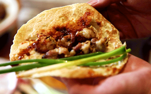 1684461388688999.gif 640.gif